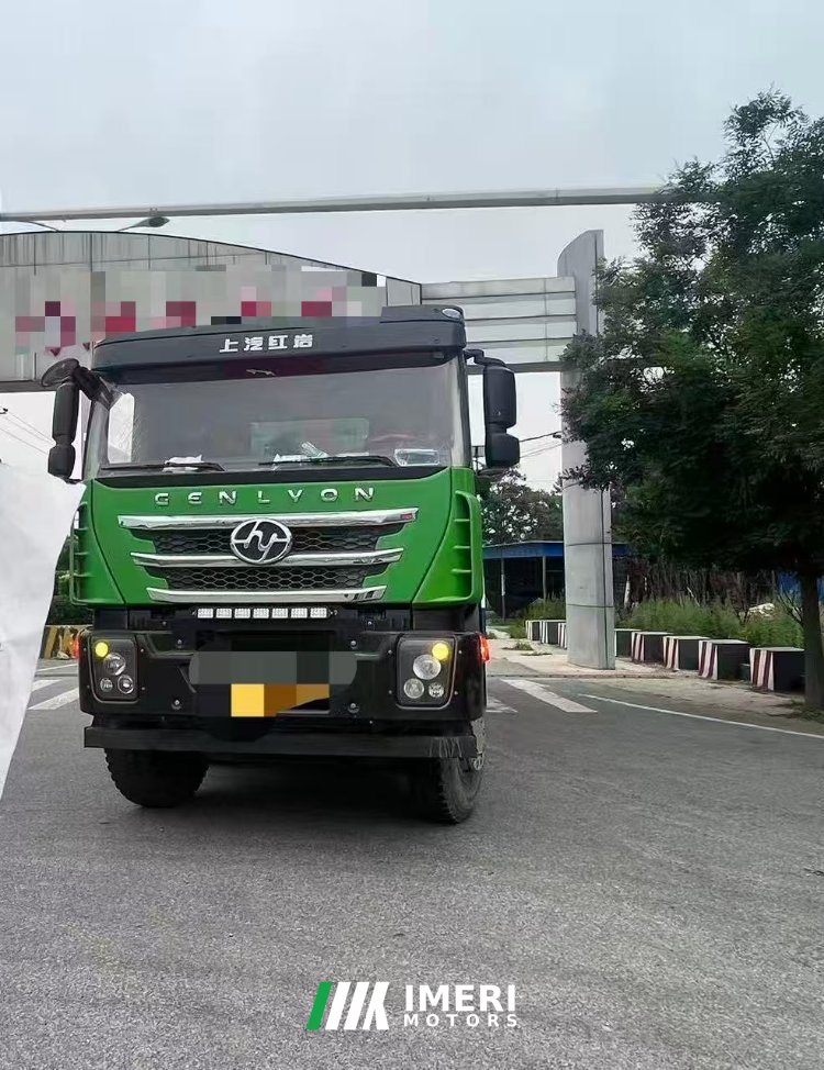 2020 SAIC Hongyan Genlyon 450 hp 8X4 8 m