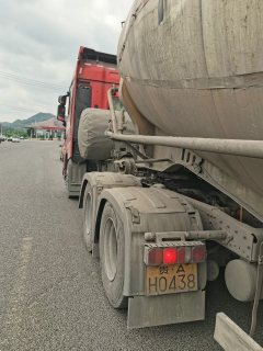 Sinotruk HOWO Max 480 hp 6X4 - photo 4