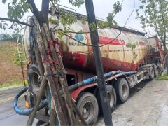 Sinotruk HOWO T7H 480 hp 6X4 - photo 3
