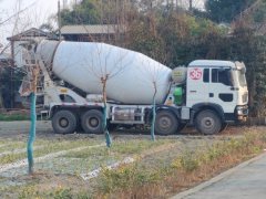 Sinotruk HOWO chassis 340 hp 8X4 - ფოტო 2