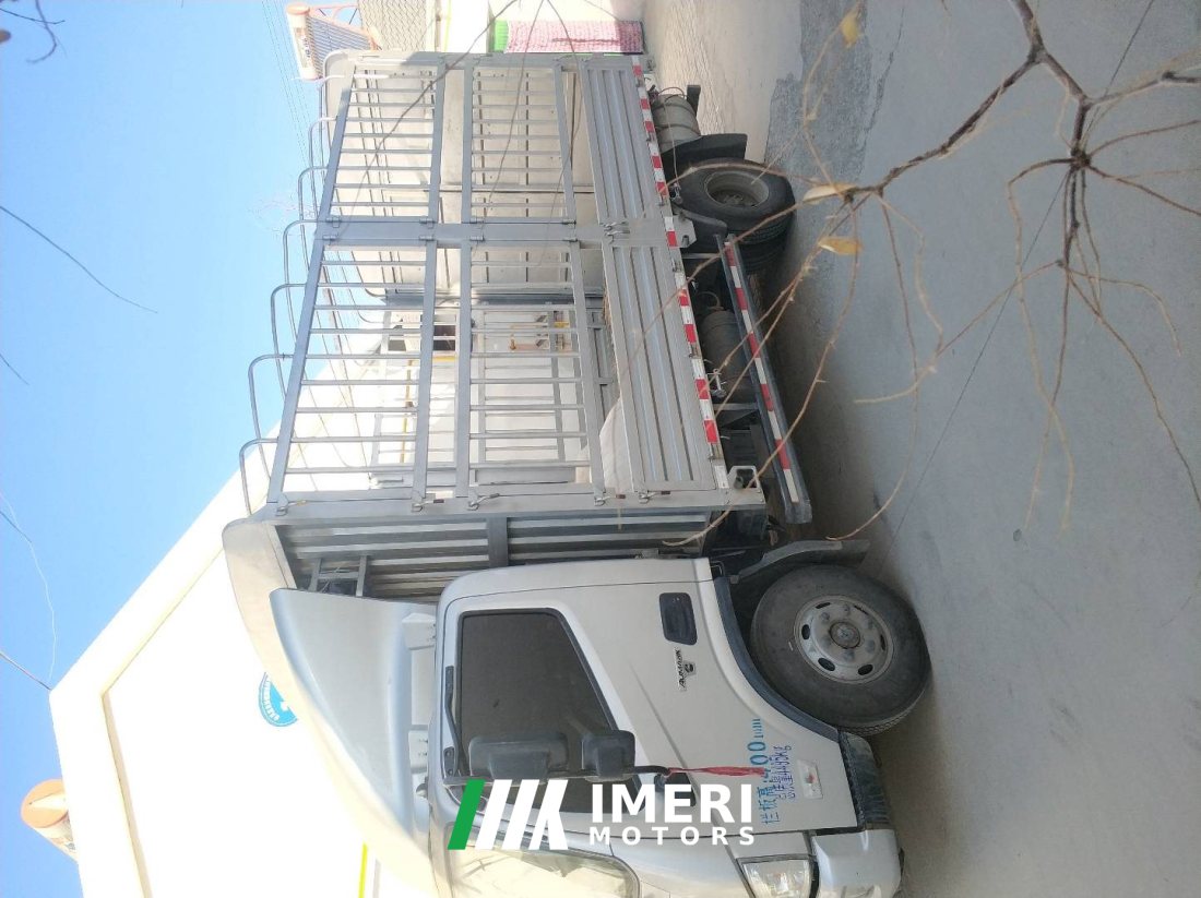 Foton Aumark S3 154 hp 4X2 4.17 m - truck from China