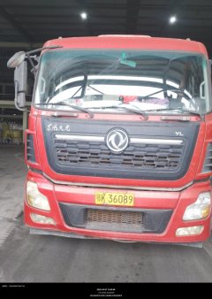 Dongfeng Tianlong VL 400 hp 6X4 - photo 3
