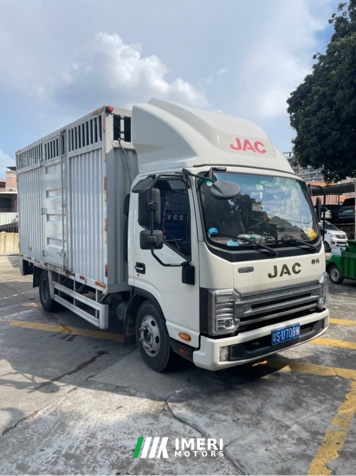 JAC Shuailing S7 160 hp 4X2 3.79 m - truck from China