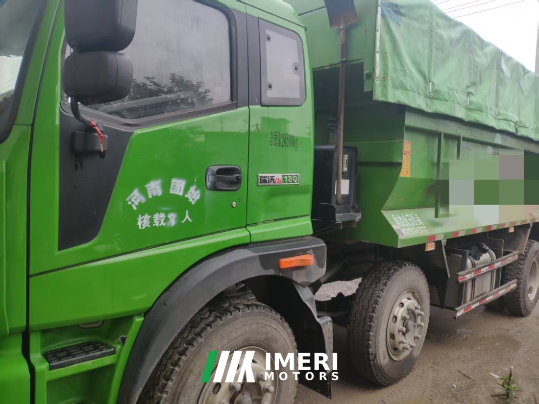 Foton Rowor 180 hp 6X2 5.6 m - truck from China