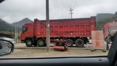 Foton Auman GTL 360 hp 8X4 7.6 m - ფოტო 4