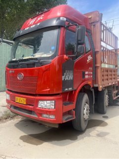 FAW Jiefang J6L 260 hp 6X2 6.8 m - ფოტო 1