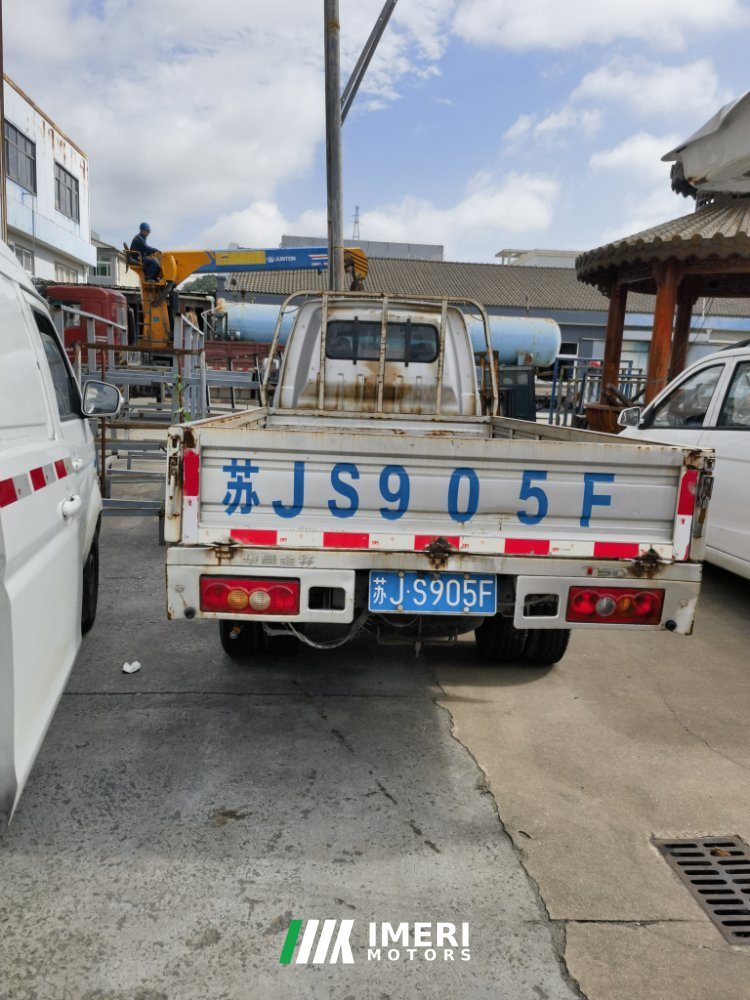 Jinbei T50S 116 hp 4X2 3.4 m - truck from China