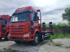 FAW Jiefang J6L 320 hp 6X2 9.6 m - ფოტო 1
