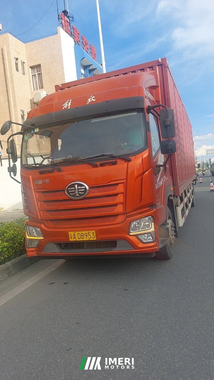 2021 FAW Jiefang J6G 260 hp 4X2 5.8 m