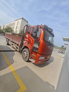 FAW Jiefang J6L 160 hp 4X2 6.8 m - ფოტო 1