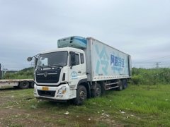 Dongfeng 315 hp 8X4 9.6 m - фото 1