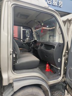 JAC Junling Jianghuai V5 143 hp 4X2 4.15 m - ფოტო 9
