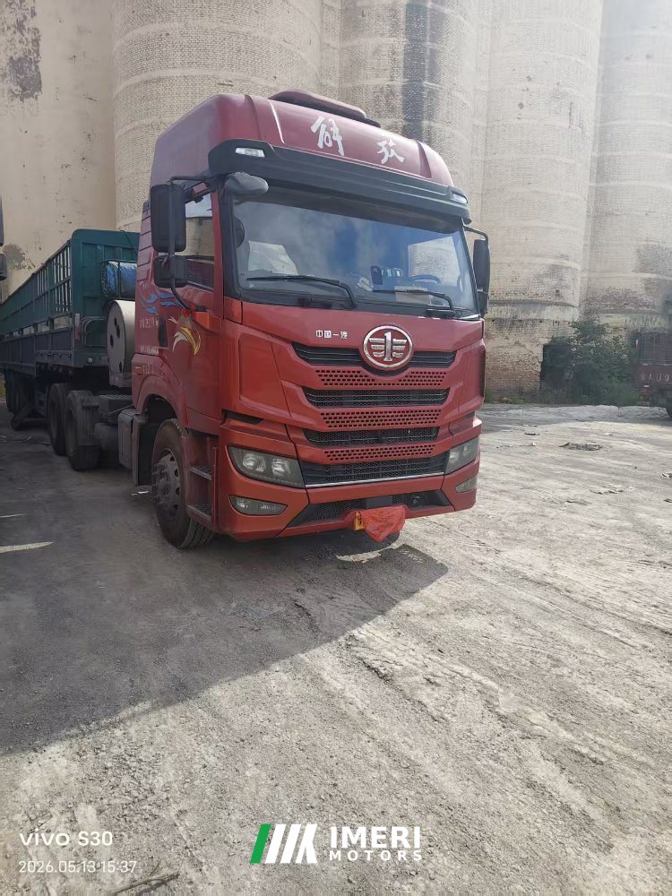 2021 FAW Jiefang VH 460 hp 6X4