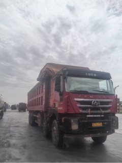 SAIC Hongyan Genlyon 450 hp 8X4 8.6 m - ფოტო 4