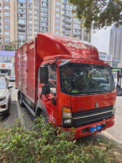 SINOTRUK HOWO Light Duty Truck Hanjiang M 160 hp 4X2 4.15 m - ფოტო 3