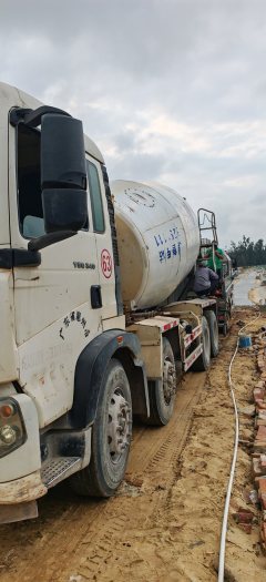 Sinotruk HOWO T5G 340 hp 8X4 - ფოტო 2