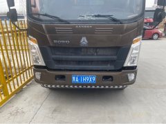 SINOTRUK HOWO Light Duty Truck Hanjiang 130 hp 4X2 4.15 m - ფოტო 4