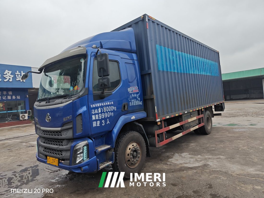 Dongfeng Liuzhou Chenglong M3 180 hp 4X2 6.75 m - სატვირთო ჩინეთიდან