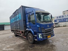 Dongfeng Liuzhou Chenglong M3 180 hp 4X2 6.75 m - ფოტო 2