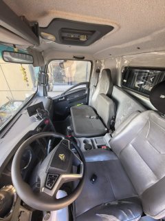 SINOTRUK HOWO Light Duty Truck Hanjiang 170 hp 4X2 6.2 m - ფოტო 5