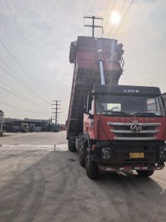 SAIC Hongyan Genlyon 450 hp 8X4 8.8 m - ფოტო 3