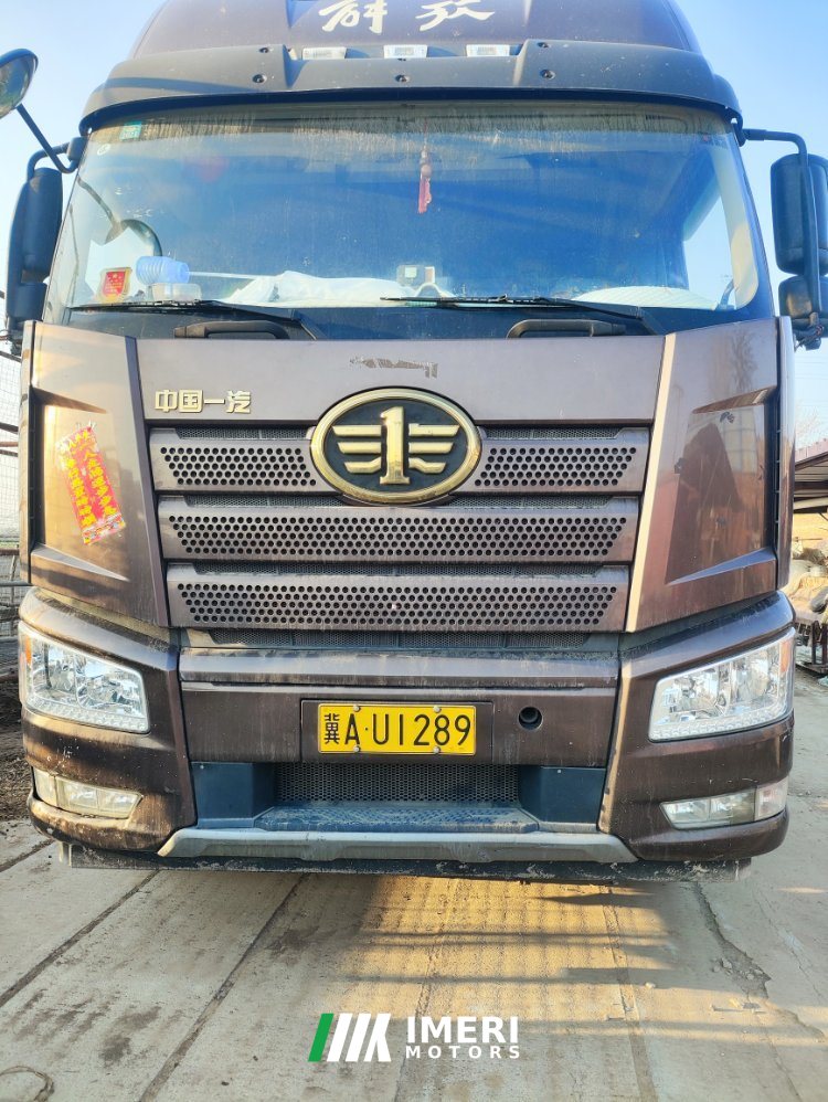FAW Jiefang J6P 460 hp 8X4 9.4 m - truck from China