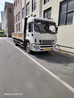 JAC V9 220 hp 4X2 6.78 m - ფოტო 1