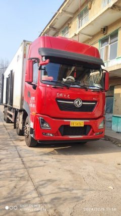 Dongfeng Tianlong KL 465 hp 8X4 9.6 m - photo 4