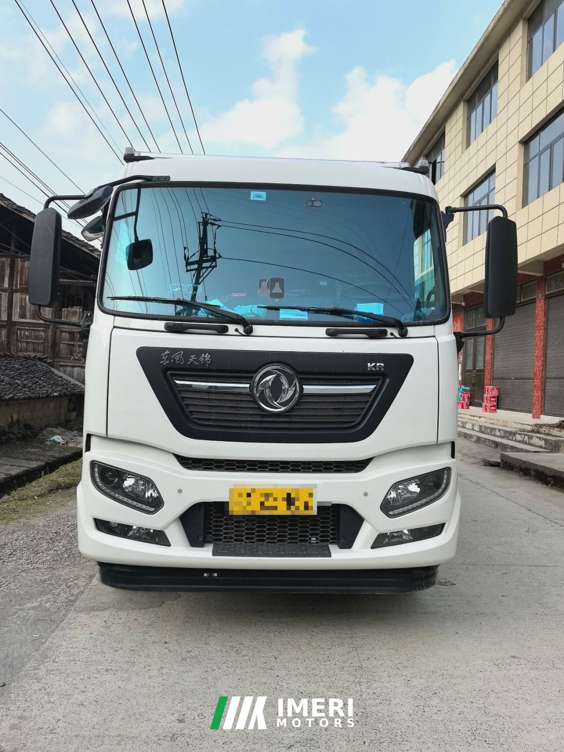 Dongfeng KR 210 hp 4X2 6.2 m - грузовик из Китая