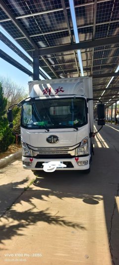 FAW Jiefang J6F 150 hp 4X2 3.78 m - ფოტო 1