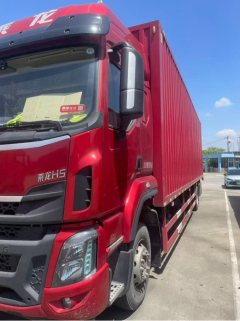 Dongfeng Liuzhou Chenglong H5 270 hp 4X2 9.7 m - ფოტო 2