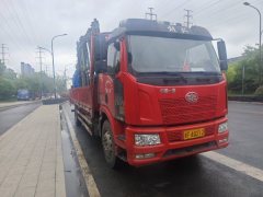 FAW Jiefang J6L 220 hp 4X2 6.75 m - ფოტო 1