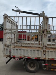 SINOTRUK HOWO Light Duty Truck Hanjiang 140 hp 4X2 4.2 m - ფოტო 4