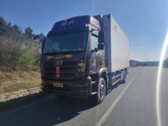 FAW Jiefang J6L 260 hp 4X2 6.8 m - photo 1