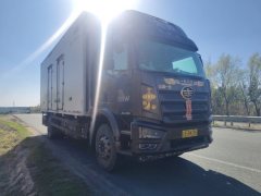 FAW Jiefang J6L 260 hp 4X2 6.8 m - photo 3