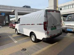 Wuling 2.3T 6 4.985 m BEV van truck 41.9kWh electric truck - ფოტო 9