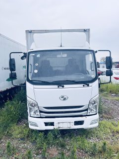 SAIC Yuejin Surpasses the C-Class 4.15 m - ფოტო 2