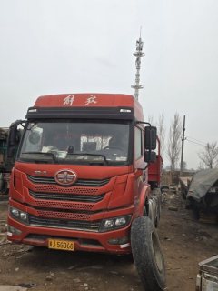FAW Jiefang Han V 430 hp 6X4 - photo 2