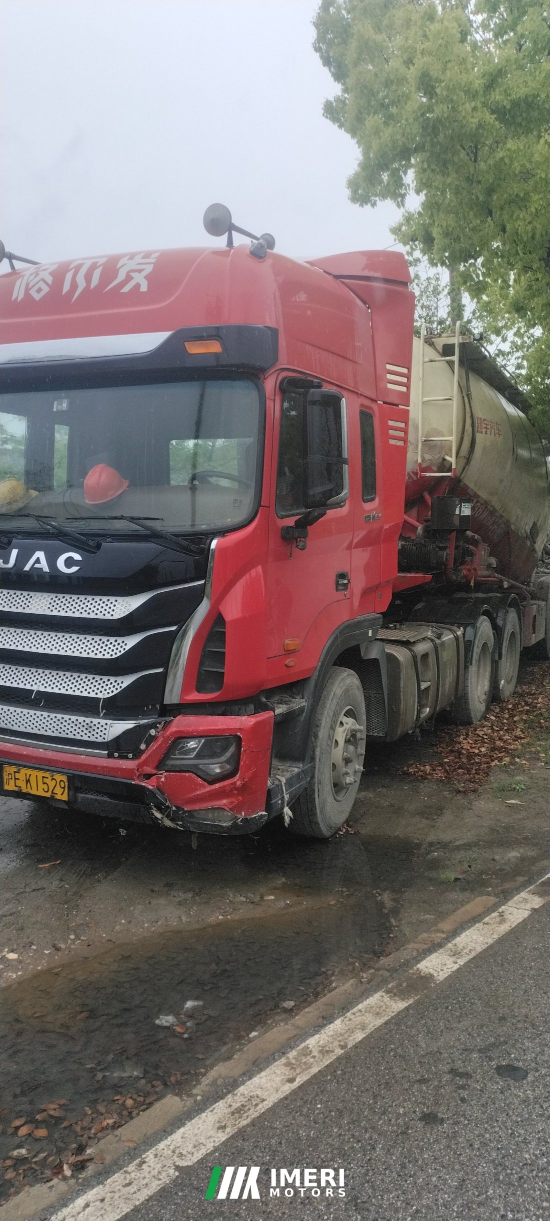 JAC Gallop GAC Higer K5 400 hp 6X4 - truck from China
