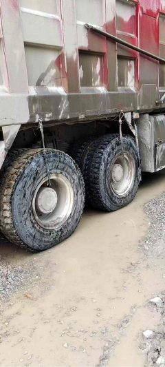 Dongfeng Liuzhou Chenglong H7 500 hp 8X4 8.6 m - ფოტო 4