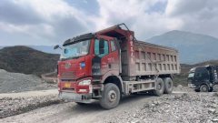 FAW Jiefang J6P 420 hp 8X2 6.4 m - ფოტო 1