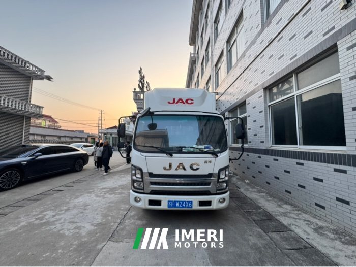 JAC M6 129 hp 4X2 4.18 m - სატვირთო ჩინეთიდან