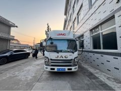 JAC M6 129 hp 4X2 4.18 m - ფოტო 1