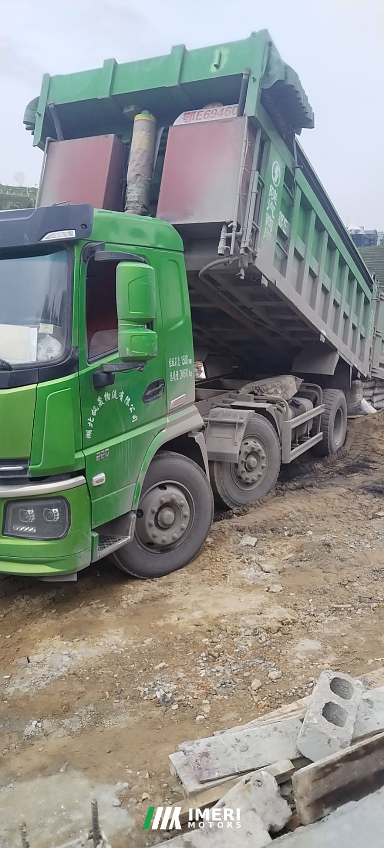 Shacman 6 220 hp 6X2 5.5 m - სატვირთო ჩინეთიდან