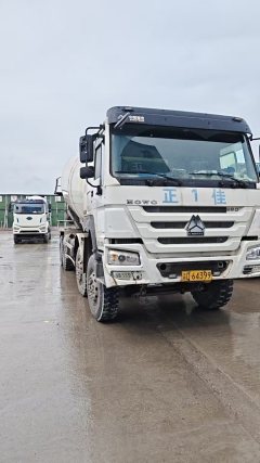 Sinotruk HOWO HOWO-7 380 hp 6X4 - ფოტო 1