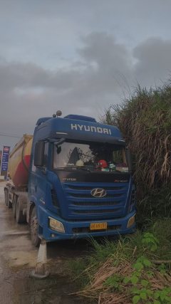 Hyundai XCIENT 440 hp 6X4 - ფოტო 2