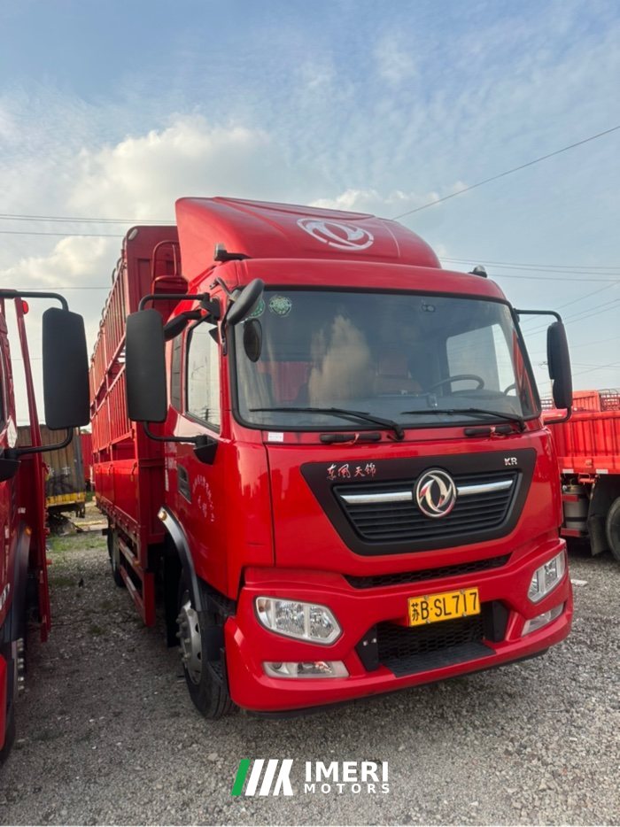 Dongfeng Tianjin KR PLUS 240 hp 4X2 - грузовик из Китая