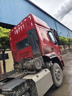 Dongfeng Liuzhou Chenglong H5 460 hp 6X4 - ფოტო 2
