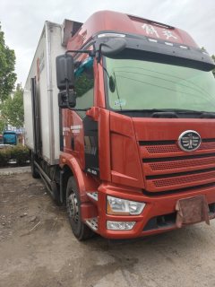 FAW Jiefang J6L 260 hp 4X2 6.8 m - photo 2