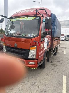 SINOTRUK HOWO Light Duty Truck Hanjiang 116 hp 4X2 3.4 m - ფოტო 3